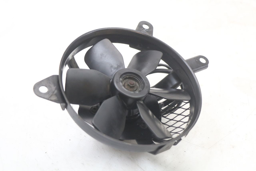 photo de VENTILADOR SUZUKI SV S 650 (1999 - 2002) - Detalle de la pieza