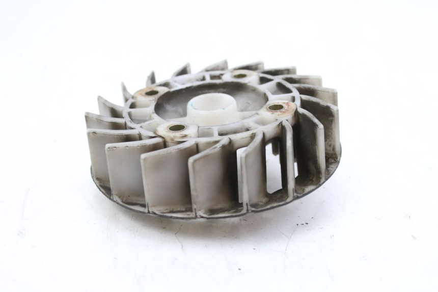 photo de VENTILADOR PEUGEOT TWEET 125 (2010 - 2017) - Detalle de la pieza