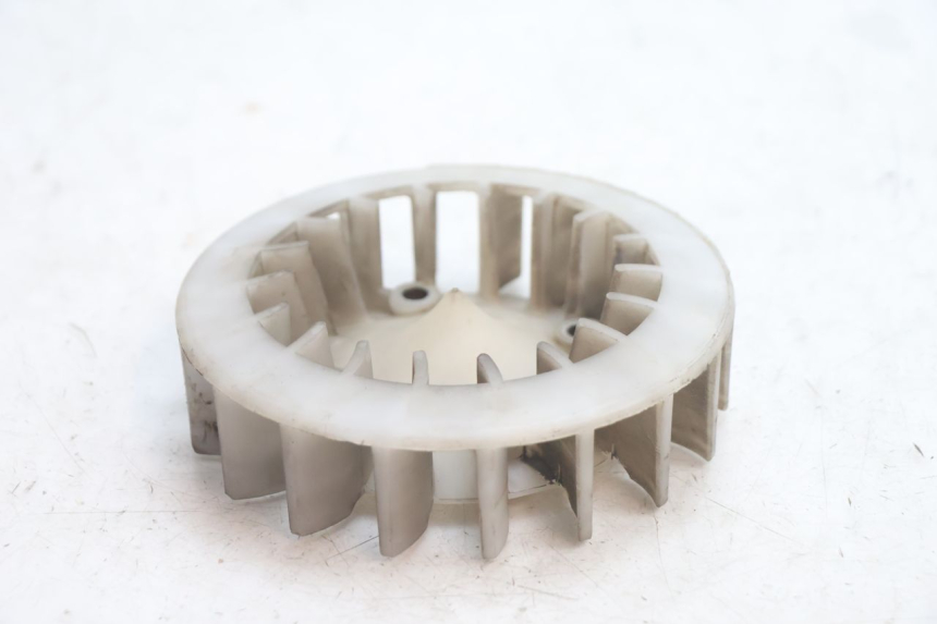 photo de VENTILADOR PEUGEOT VIVACITY 50 (2004 - 2009) - Detalle de la pieza