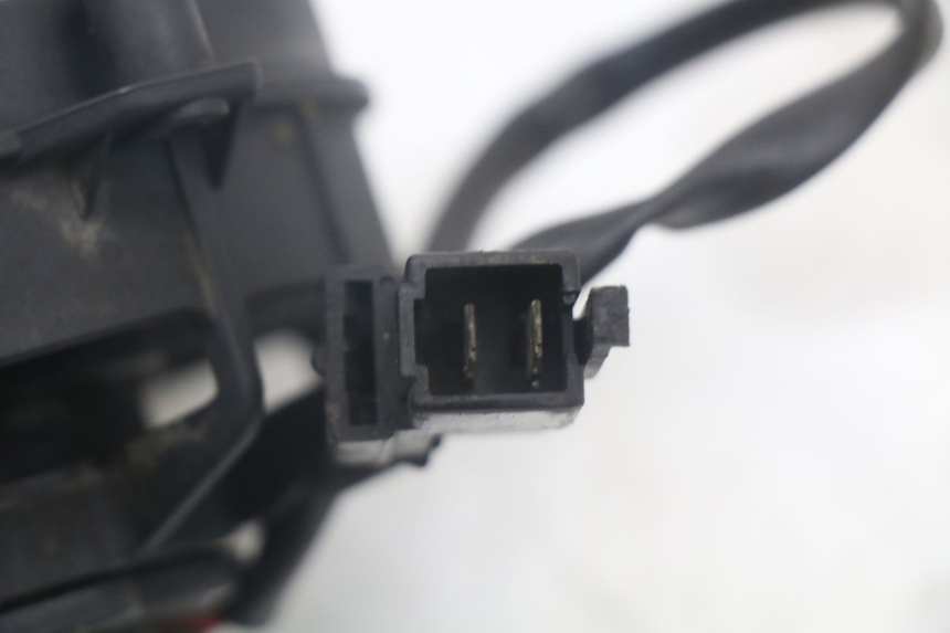 photo de VENTILADOR YAMAHA XMAX X-MAX 125 (2006 - 2009) - Otra perspectiva