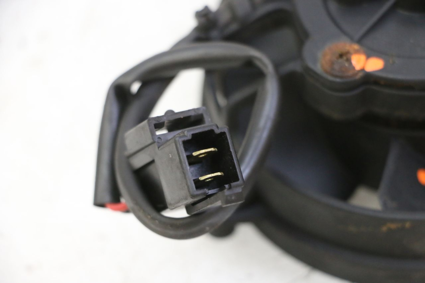 photo de VENTILADOR YAMAHA X-MAX XMAX 250 (2006 - 2009) - Otra perspectiva