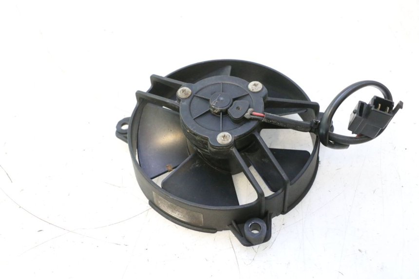 photo de VENTILADOR YAMAHA X-MAX XMAX 125 (2010 - 2013) - Zoom estado de uso