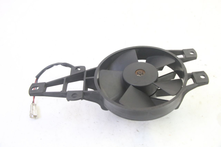photo de VENTILADOR PIAGGIO X8 125 (2004 - 2007) - Detalle de la pieza