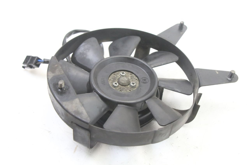 photo de VENTILADOR YAMAHA FZS FAZER 600 (2001 - 2003) - Detalle de la pieza