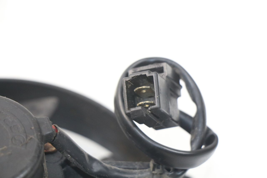 photo de VENTILADOR YAMAHA YP MAJESTY 125 (2007 - 2010) - Otra perspectiva