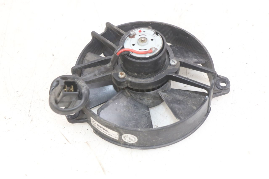 photo de VENTILADOR YAMAHA YP MAJESTY 125 (1998 - 2001) - Detalle de la pieza