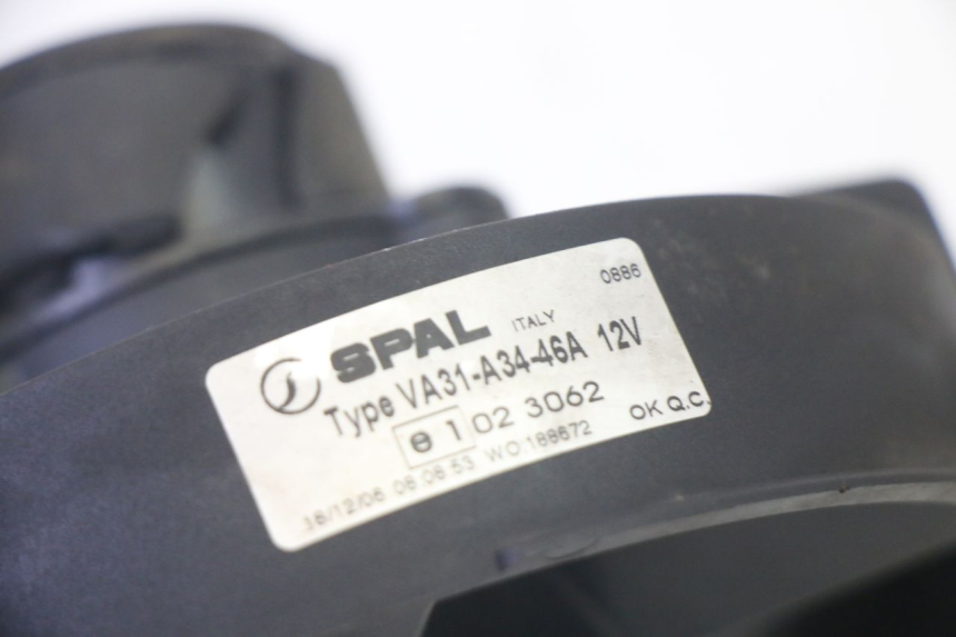 photo de VENTILADOR YAMAHA YP MAJESTY 125 (2007 - 2010) - Primer plano técnico