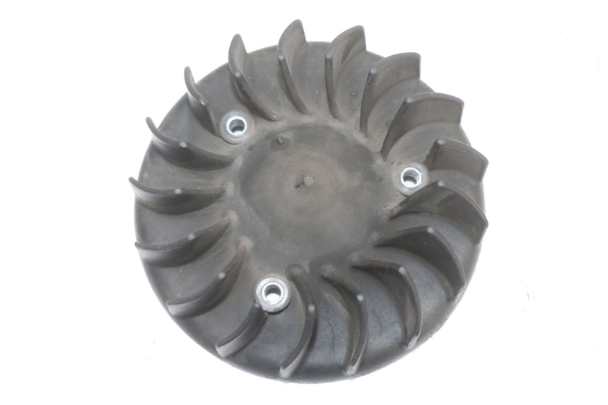 photo de VENTILADOR PIAGGIO ZIP 2T 50 (2009 - 2019) - Detalle de la pieza