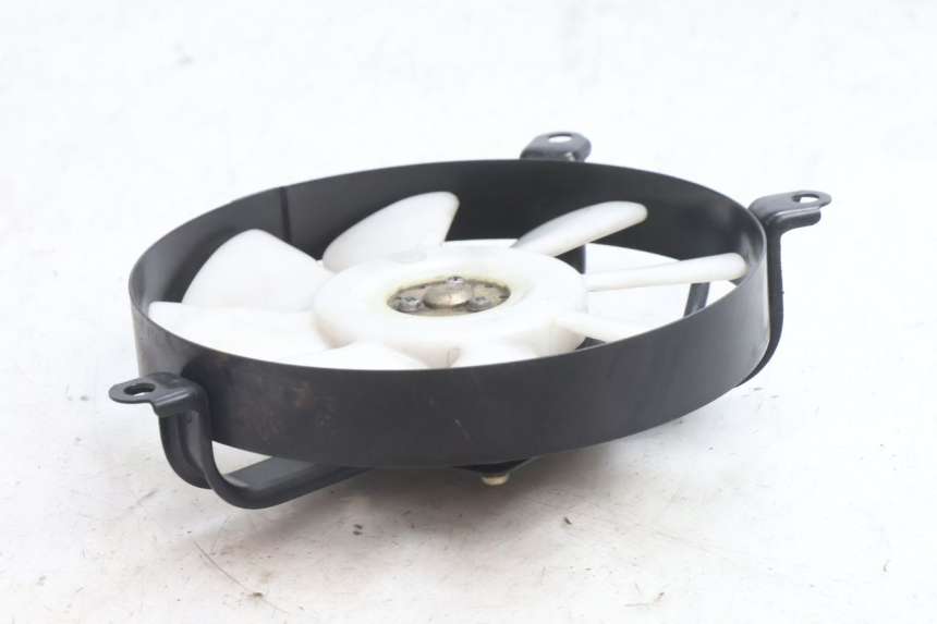 photo de VENTILADOR KAWASAKI ZZR 600 (1995 - 2004) - Detalle de la pieza