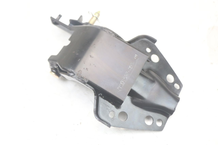 photo de AMORTIGUADOR DE MALETERO QUADRO 3D S 350 (2013 - 2018) - Detalles de los puntos de fijación