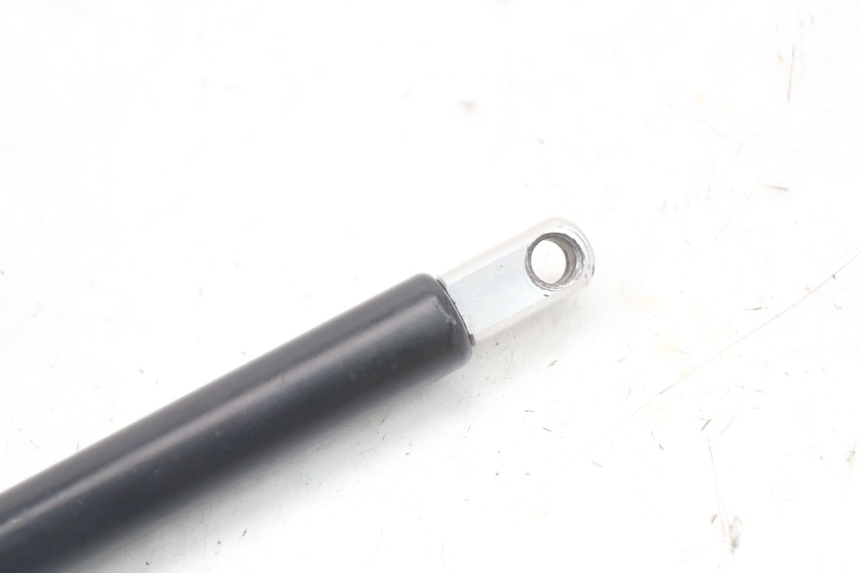 photo de AMORTIGUADOR DE MALETERO KYMCO X-TOWN XTOWN 125 (2016 - 2021) - Otra perspectiva