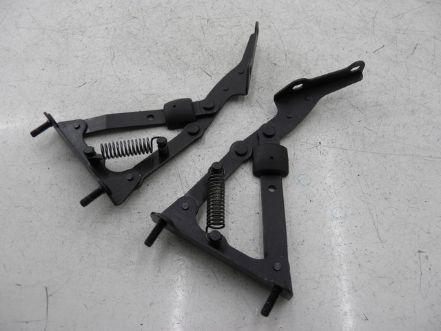 photo de AMORTIGUADOR COFRE PIAGGIO XEVO - X EVO 125 (2010 - 2015) - Detalle de la pieza