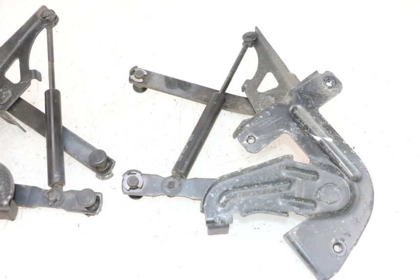 photo de AMORTIGUADOR COFRE PEUGEOT SATELIS 125 (2013 - 2018) - Vista general del producto