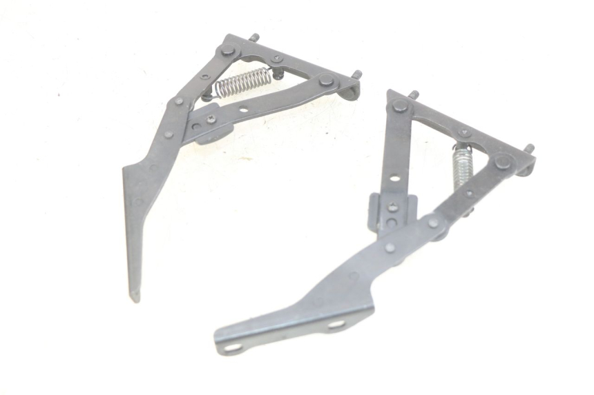 photo de AMORTIGUADOR DE MALETERO PIAGGIO XEVO - X EVO 125 (2007 - 2017) - Zoom estado de uso