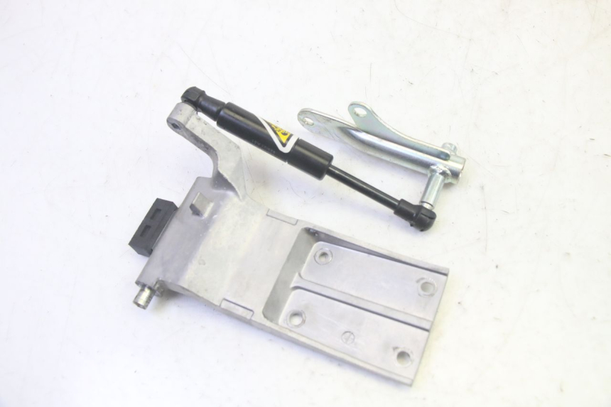 photo de ASIENTO AMORTIGUADOR YAMAHA TRICITY 300 (2020 - 2024) - Vista principal