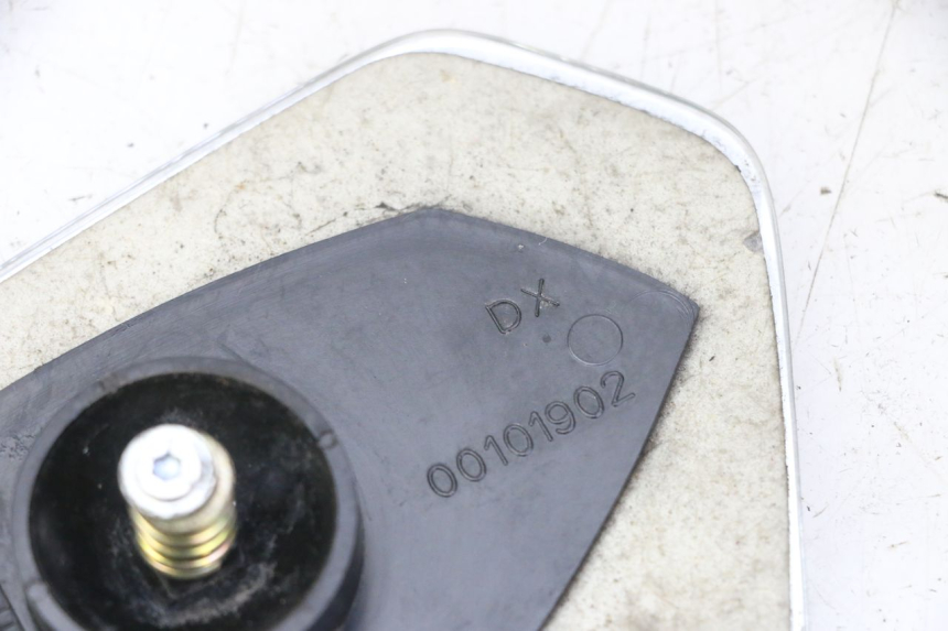 photo de CRISTAL RETROVISOR DERECHA PIAGGIO X9 EVOLUTION 125 (2003 - 2007) - Zoom estado de uso