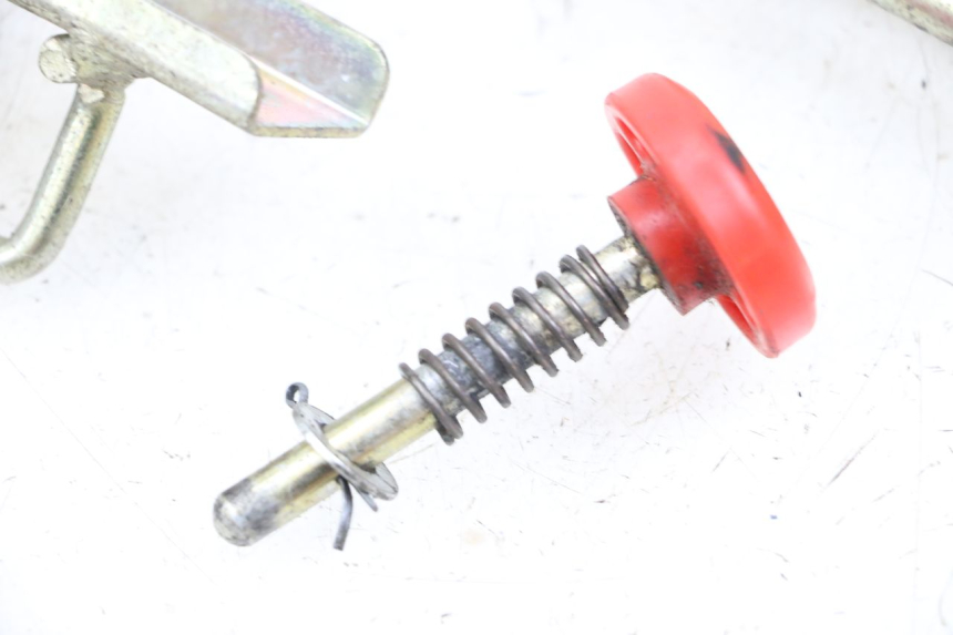 photo de ASIENTO CIERRE HYOSUNG GTR 125 (2006 - 2008) - Zoom estado de uso