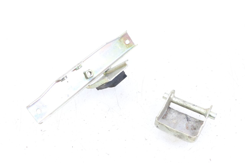 photo de ASIENTO CIERRE HYOSUNG GTR 125 (2006 - 2008) - Otra perspectiva