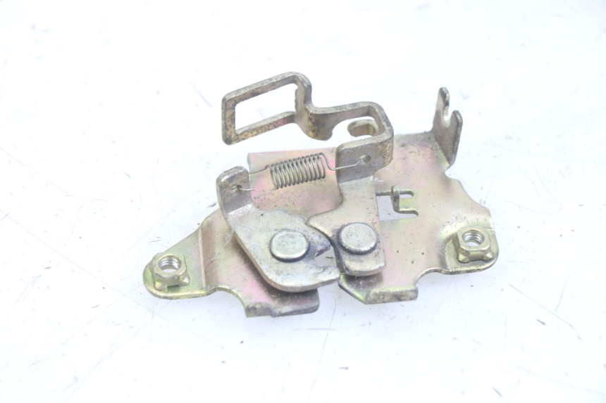 photo de CIERRE DEL ASIENTO SYM ORBIT 2 TS 2T 50 (2011 - 2016) - Vista principal