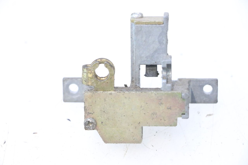 photo de BLOQUEO PUERTA KYMCO LIKE 4T 50 (2019 - 2025) - Otra perspectiva