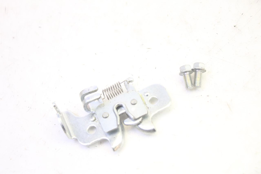 photo de BLOQUEO PUERTA YAMAHA TRICITY 300 (2020 - 2024) - Vista principal