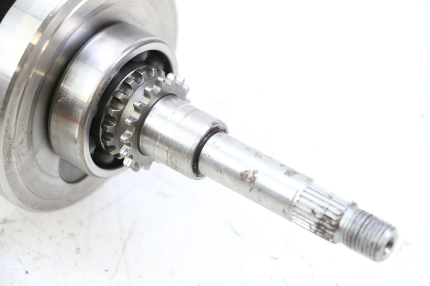 photo de CIGÜEÑAL KYMCO AGILITY 4T 50 (2018 - 2022) - Otra perspectiva