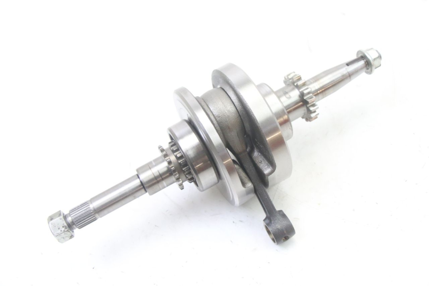 photo de CIGÜEÑAL KYMCO AGILITY 4T 50 (2018 - 2022) - Detalles de los puntos de fijación