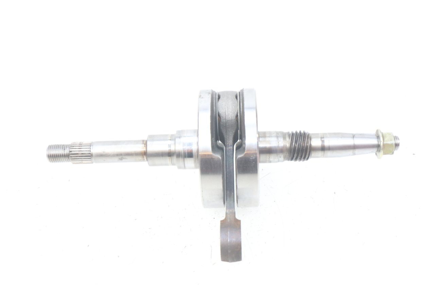 photo de CIGÜEÑAL KYMCO AGILITY RS 2T 50 (2009 - 2013) - Detalles de los puntos de fijación