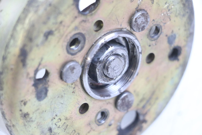 photo de CIGÜEÑAL MBK BOOSTER SPIRIT 50 (1999 - 2003) - Primer plano técnico