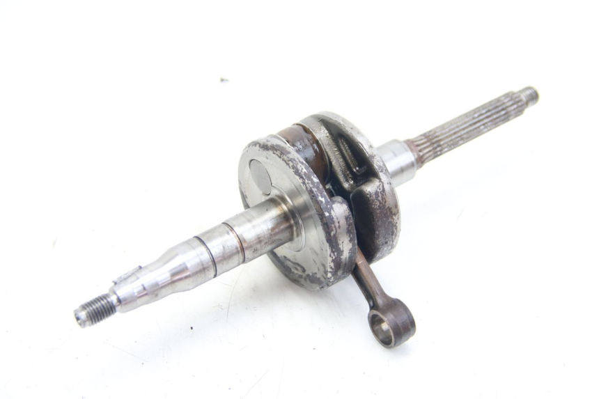 photo de CIGÜEÑAL MBK BOOSTER SPIRIT NAKED 50 (2004 - 2017) - Detalle de la pieza