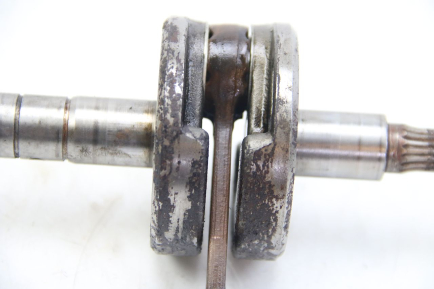 photo de CIGÜEÑAL MBK BOOSTER SPIRIT NAKED 50 (2004 - 2017) - Zoom estado de uso