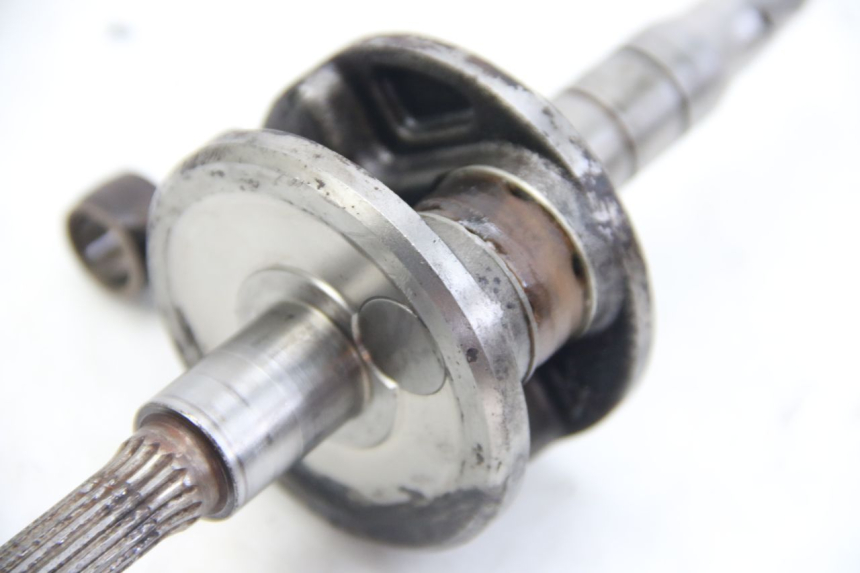 photo de CIGÜEÑAL MBK BOOSTER SPIRIT NAKED 50 (2004 - 2017) - Detalles de los puntos de fijación