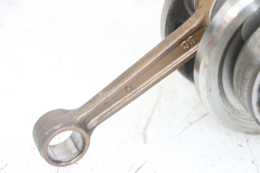 photo de CIGÜEÑAL MBK BOOSTER SPIRIT NAKED 50 (2004 - 2017) - Primer plano técnico