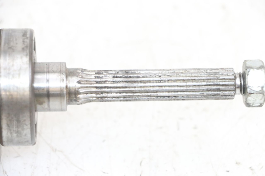 photo de CIGÜEÑAL MBK BOOSTER SPIRIT NAKED 50 (2004 - 2017) - Detalles de los puntos de fijación