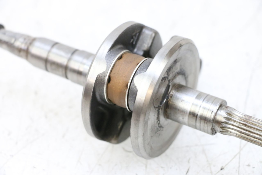 photo de CIGÜEÑAL MBK BOOSTER SPIRIT NAKED 50 (2004 - 2017) - Detalles de los puntos de fijación