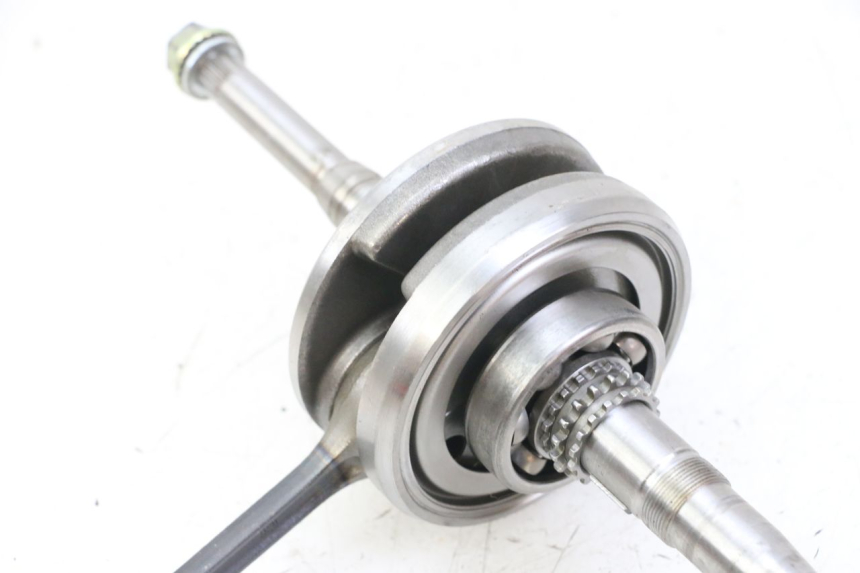 photo de CIG DAELIM BESBI 125 (2007 - 2008) - Zoom estado de uso