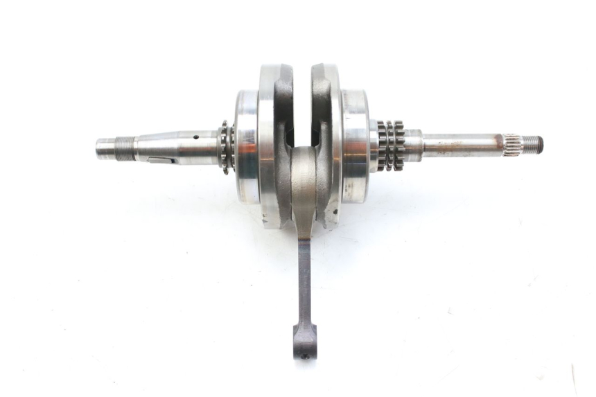 photo de CIGÜEÑAL HONDA FES PANTHEON 125 (2003 - 2007) - Primer plano técnico