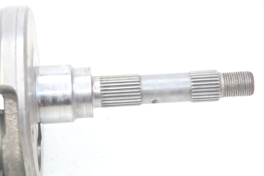 photo de CIGÜEÑAL PEUGEOT GEOPOLIS 400 (2007 - 2013) - Características distintivas