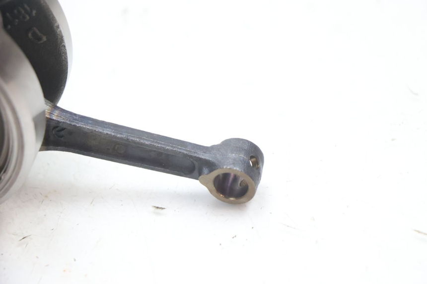 photo de CIGÜEÑAL PEUGEOT KISBEE 4T 50 (2010 - 2017) - Zoom estado de uso