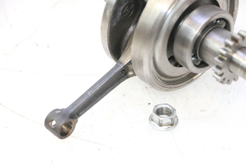 photo de CIGÜEÑAL PEUGEOT KISBEE 4T 50 (2018 - 2022) - Otra perspectiva