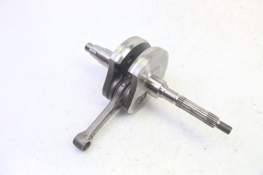 photo de CIG PIAGGIO MP3 RL 250 (2006 - 2010) - Otra perspectiva