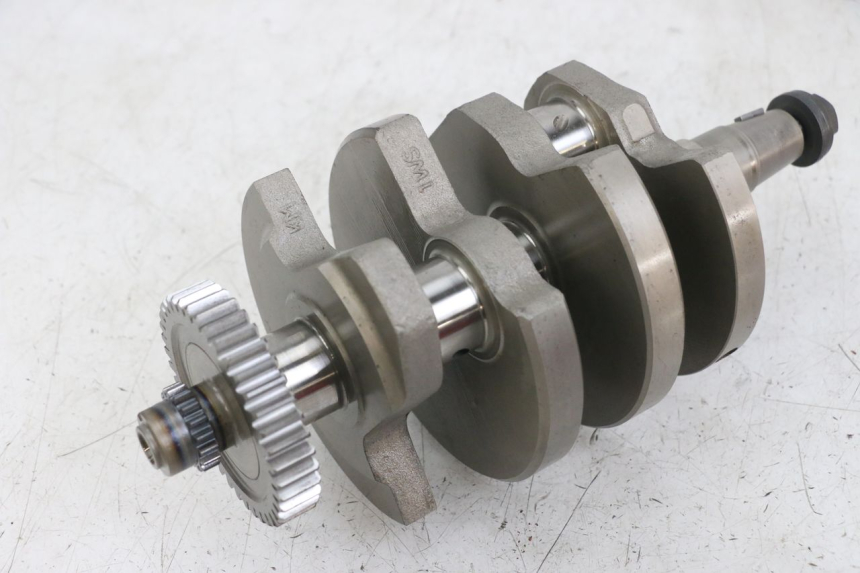 photo de CIGÜEÑAL YAMAHA MT-07 MT07 ABS 700 (2014 - 2017) - Primer plano técnico