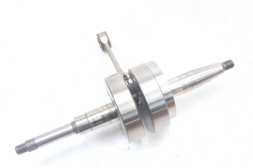 photo de CIGÜEÑAL PEUGEOT LUDIX 50 (2005 - 2007) - Detalles de los puntos de fijación