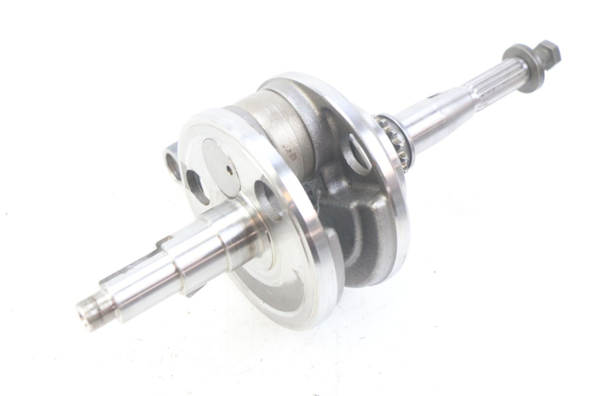 photo de CIGÜEÑAL SPY RACING F3 350 (2015 - 2022) - Zoom sobre los componentes