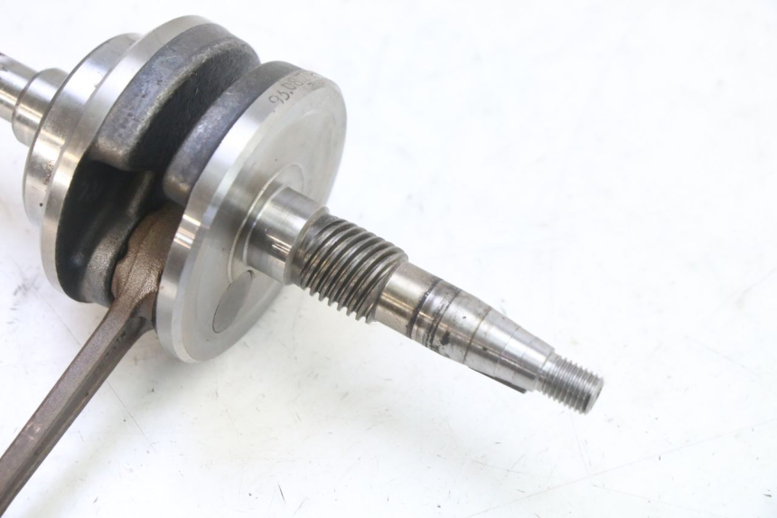 photo de CIGÜEÑAL PGO RODOSHOW 2T 50 (2003 - 2007) - Primer plano técnico