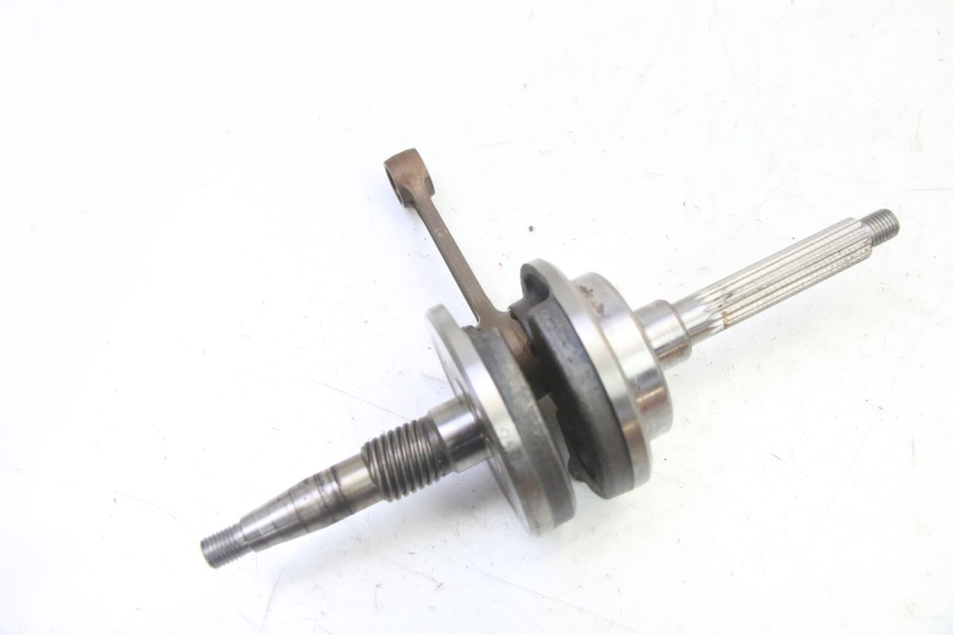 photo de CIGÜEÑAL PGO RODOSHOW 2T 50 (2003 - 2007) - Estado de la superficie y material