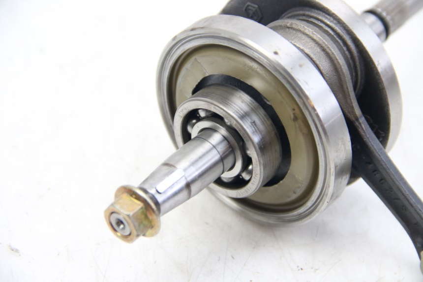 photo de CIGÜEÑAL APRILIA SCARABEO 4T 50 (2009 - 2017) - Primer plano técnico