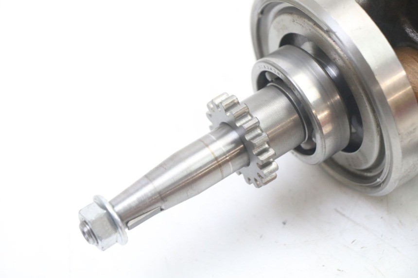 photo de CIGÜEÑAL PEUGEOT V-CLIC VCLIC 50 (2007 - 2013) - Detalle de la pieza