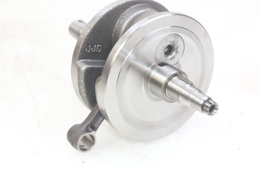 photo de CIGÜEÑAL DAELIM VJ ROADWIN FI 125 (2008 - 2017) - Primer plano técnico