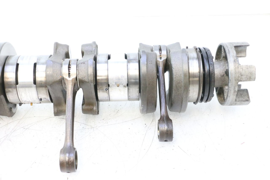 photo de CIG YAMAHA WAVE RUNNER GP R 1200 (2000 - 2003) - Primer plano de alta resolución